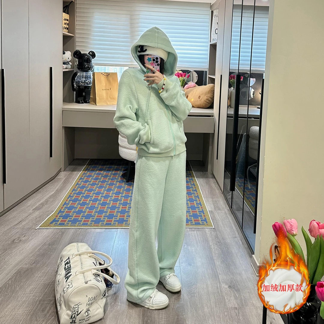 巨好看的运动休闲套装女秋冬显瘦减龄保暖加绒连帽卫衣卫裤两件套