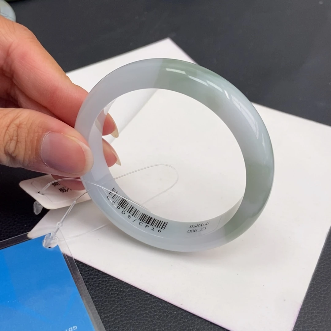 翡翠手镯未镶嵌夏****冰54.3正圈