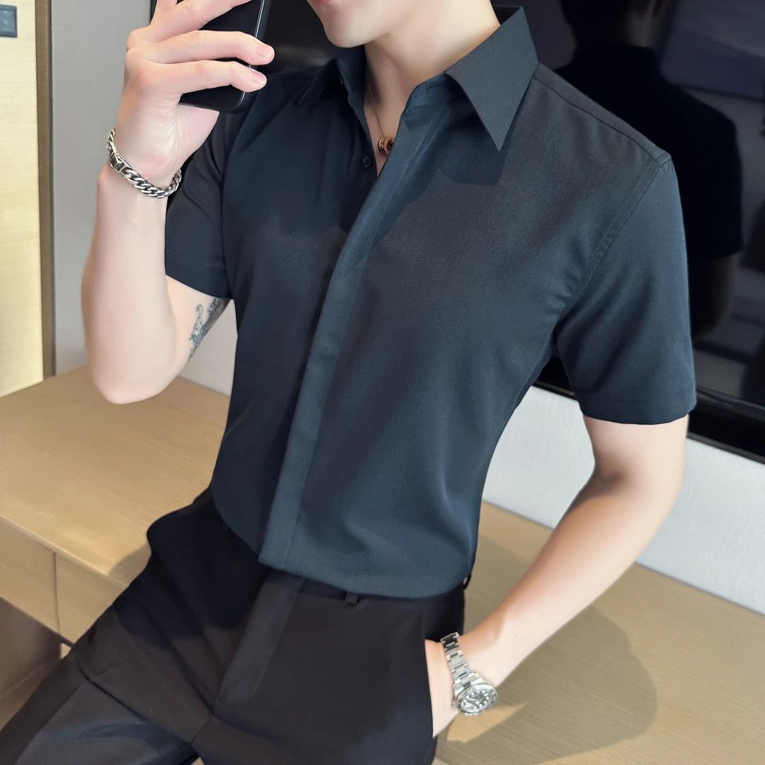 纯色暗扣短袖衬衫男款爆款2025新款痞帅高级感男装男士衬衣