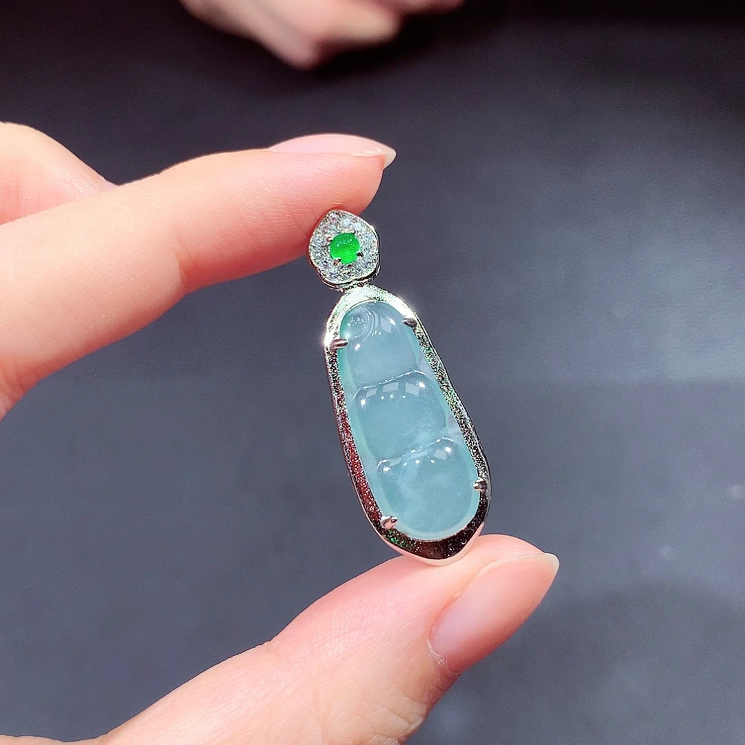 翡翠戒指未镶嵌翡翠