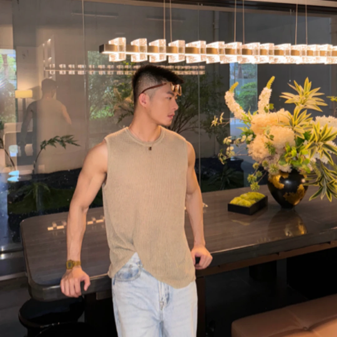 RIVER STUDIO/夏季质感荷尔蒙大地色假两件设计针织背心毛衣