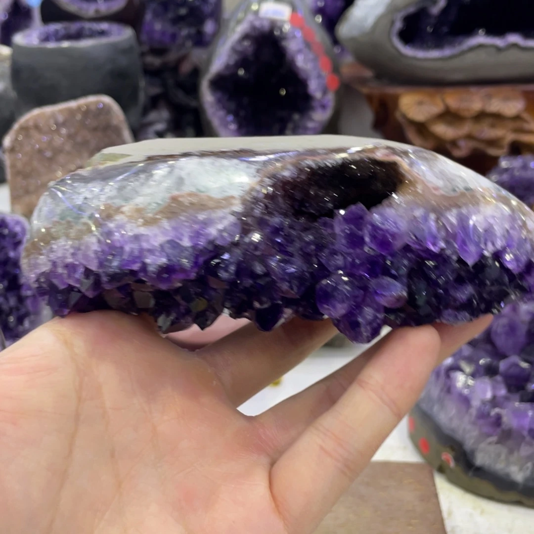 未镶嵌水晶珠宝半成品