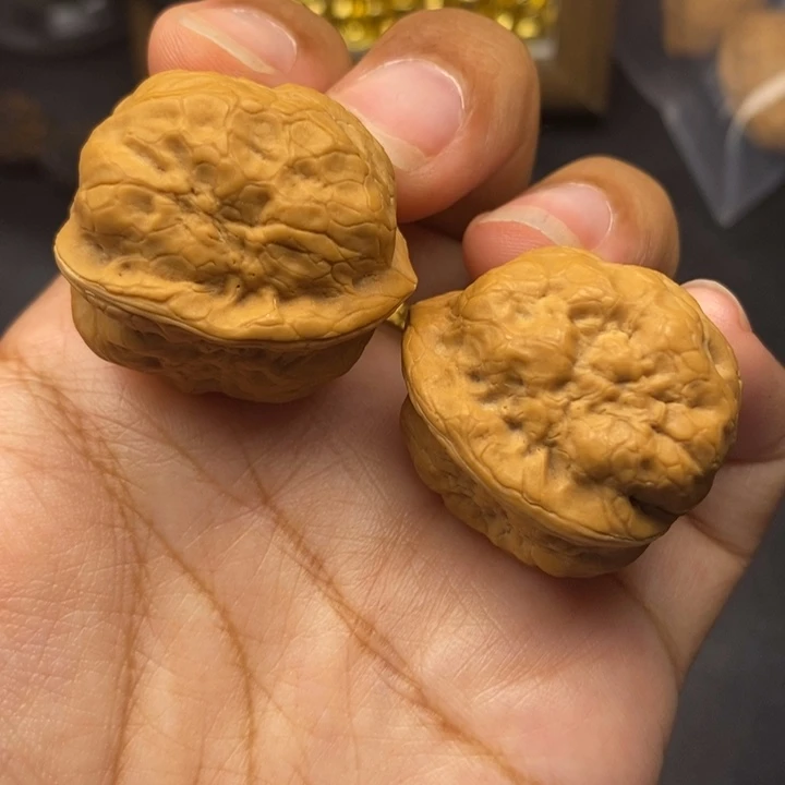 好***u把件文玩核桃31尺小青蛙