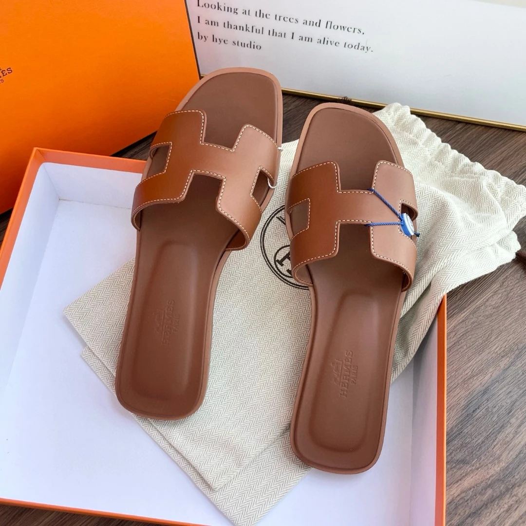 99新 Hermes/爱马仕 平拖鞋金棕37码 CG15-0118