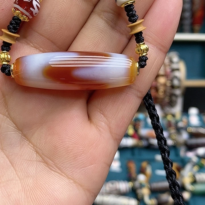 玛瑙/玉髓颈饰合金