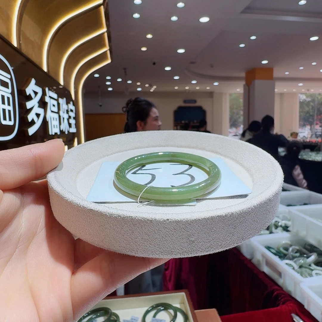 和田玉未镶嵌手镯12