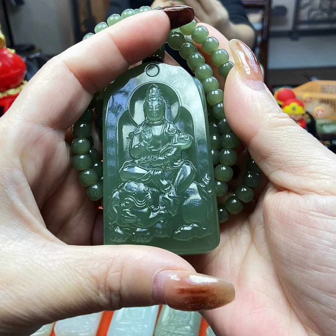 颈饰未镶嵌和田玉勇*.