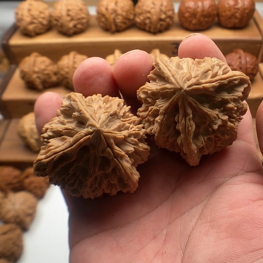 把件文玩核桃三棱丁字