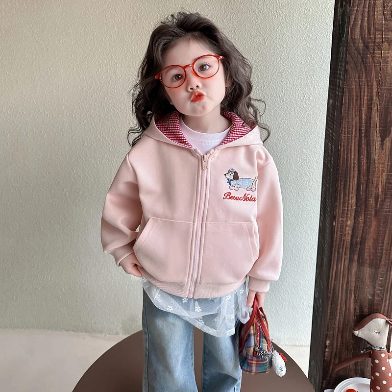 女童绣花连帽外套洋气儿童春秋装新款网红女宝宝夹克上衣女孩时髦