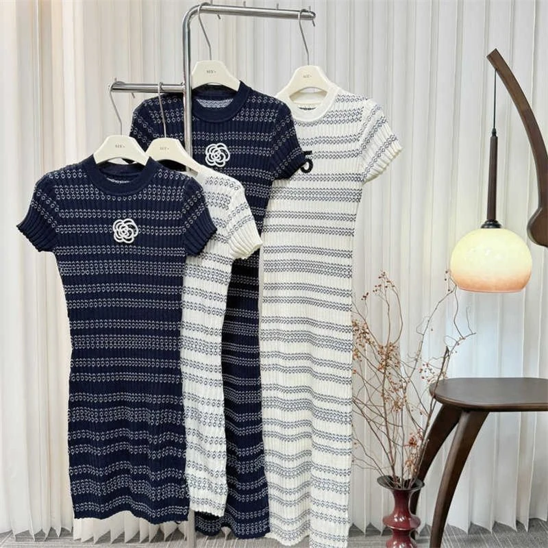 网红同款圆领条纹针织连衣裙女年夏季薄款小香风中长款裙子