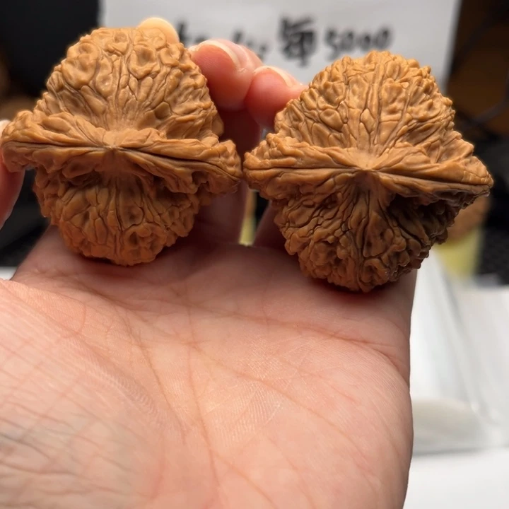 文玩核桃吊坠南疆45