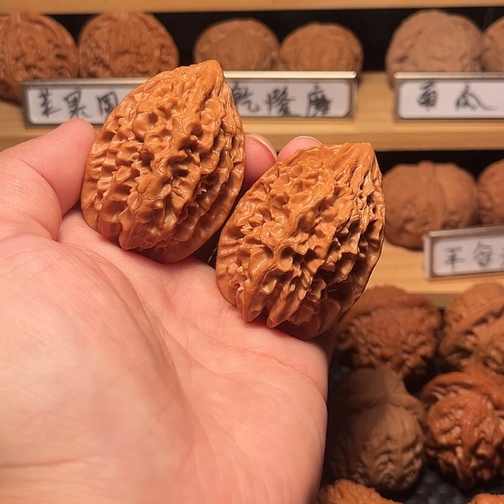 核桃39招财鼠。