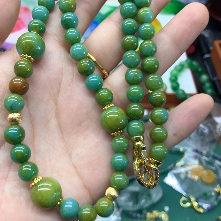 颈饰未镶嵌翡翠吊坠