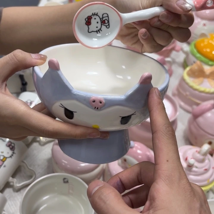 紫砂在干嘛呀亲爱呢