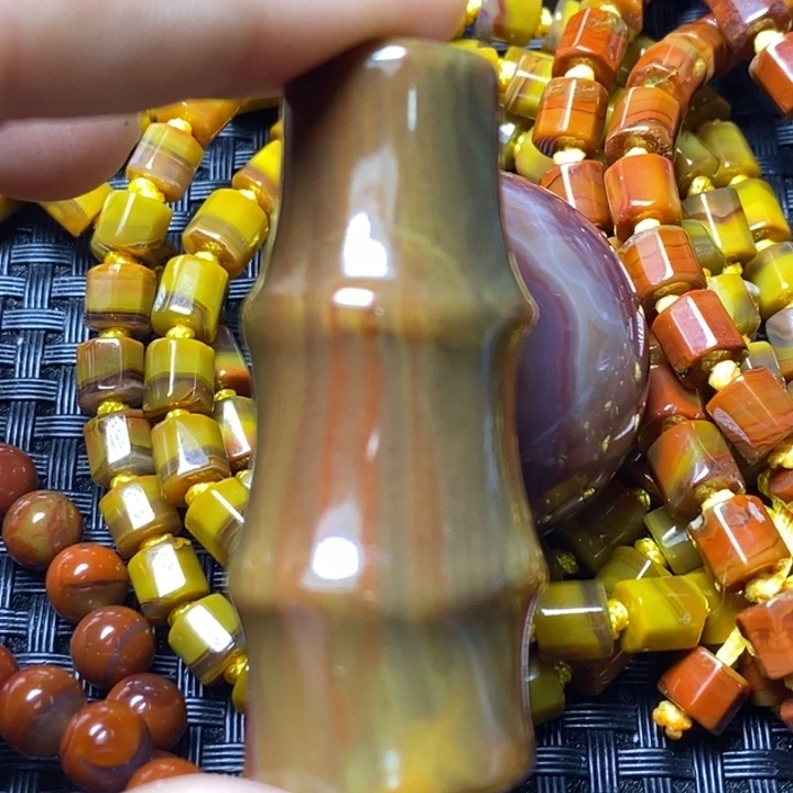 玛瑙/玉髓颈饰未镶嵌