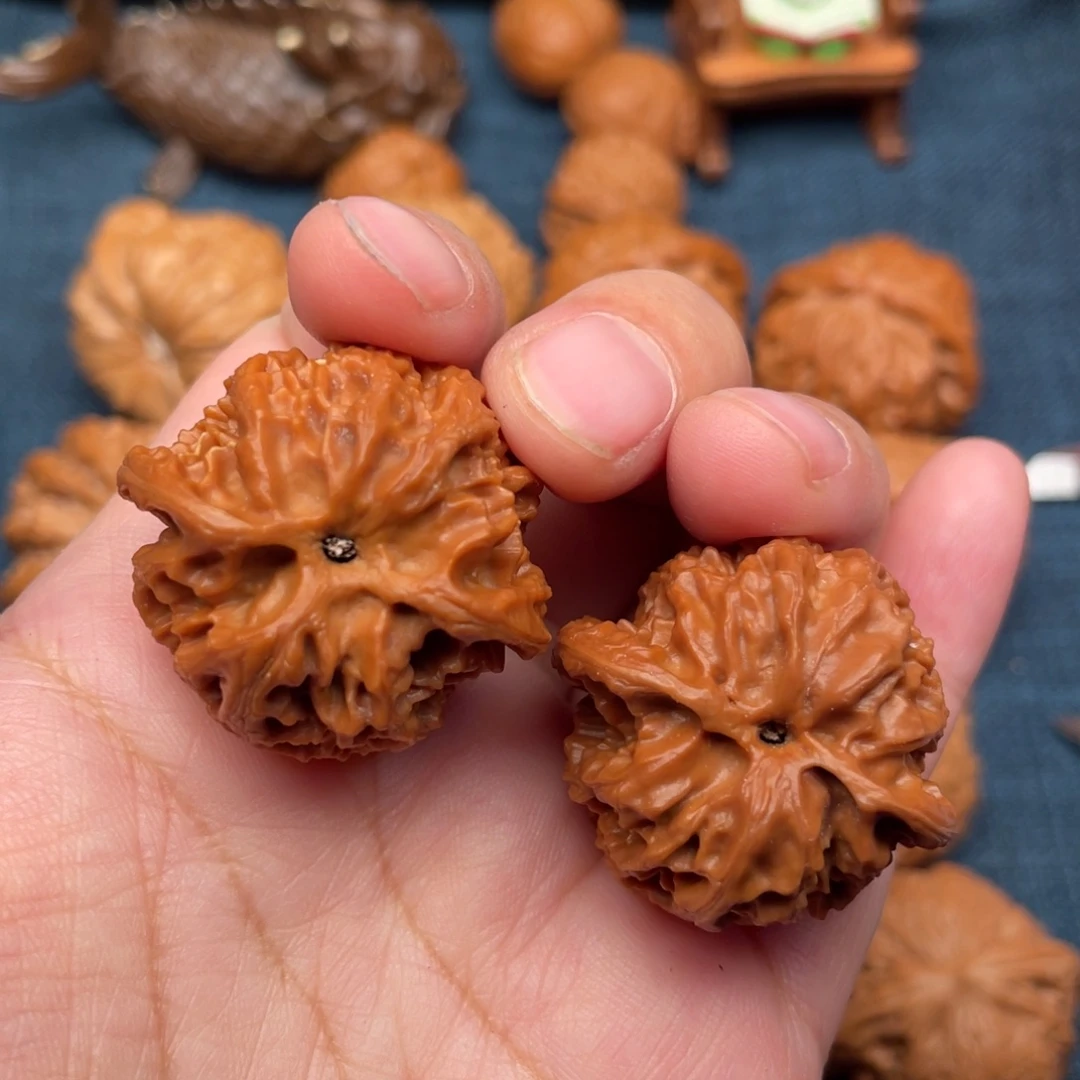 文玩核桃把件34红皮小苹果全品