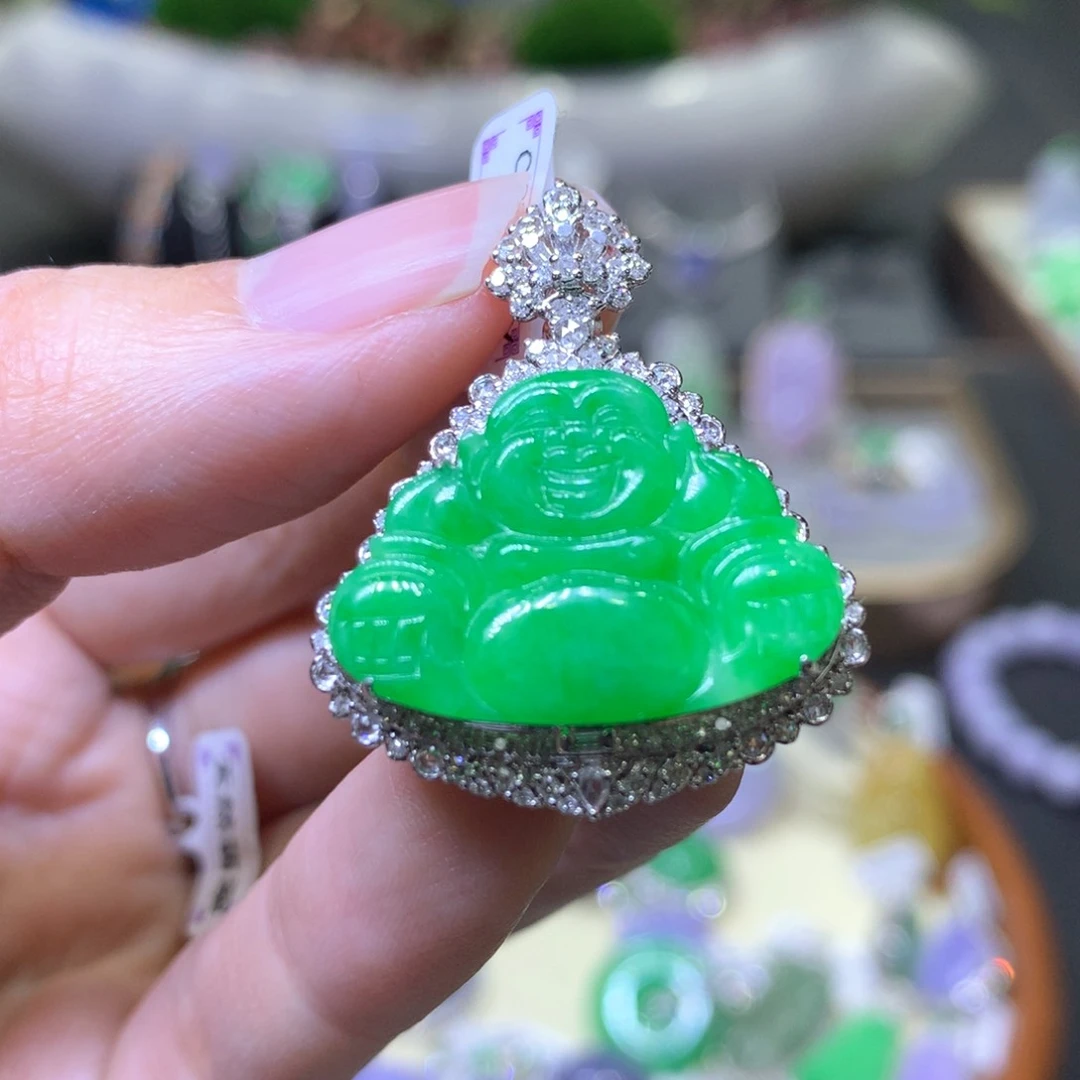 【闪购商品】翡翠颈饰18K金镶嵌翡翠吊坠项链