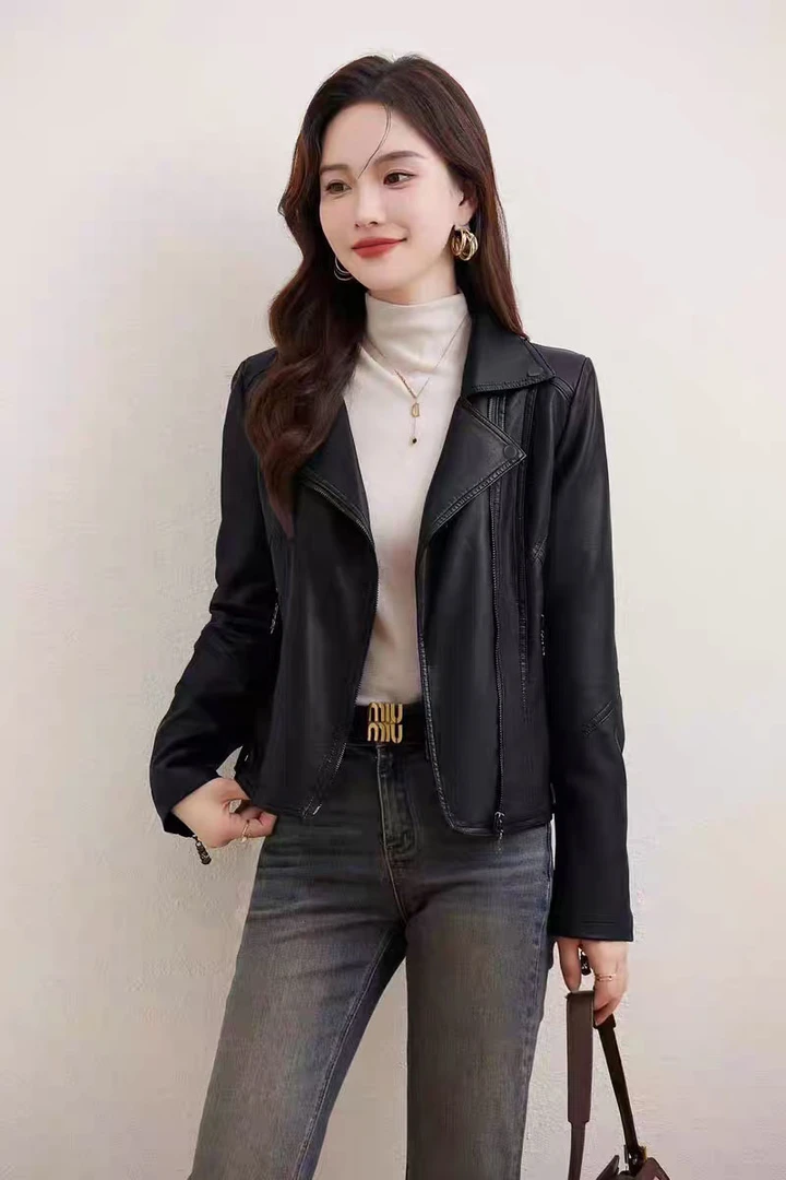 皮衣短款春秋季铆钉韩版显瘦女装皮夹克春秋女士网红百搭修身