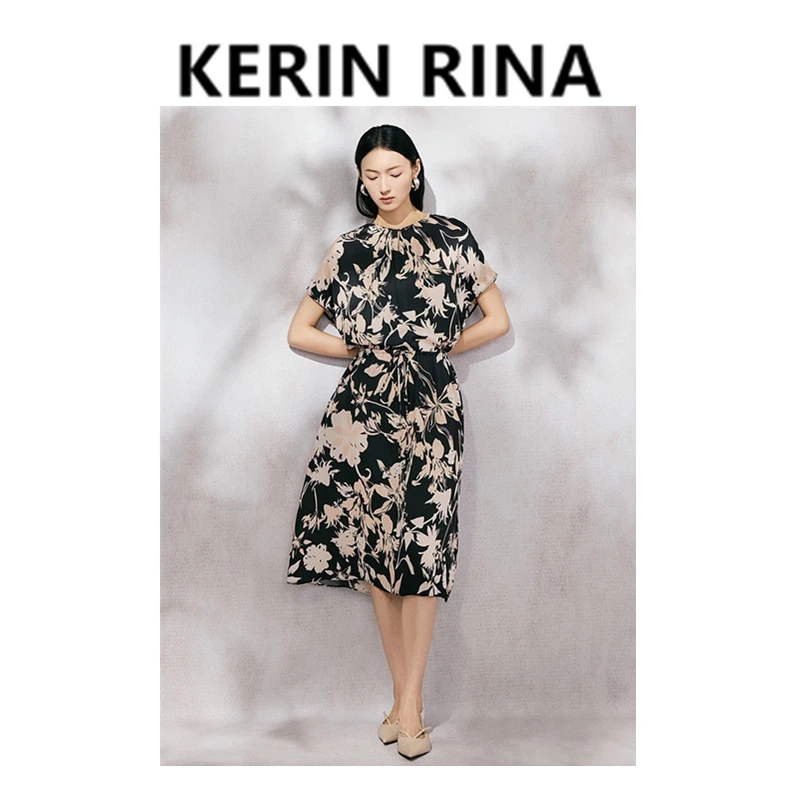 Kerin {维尼假日}--鄂家V领轻薄度假风花卉印花女连衣裙
