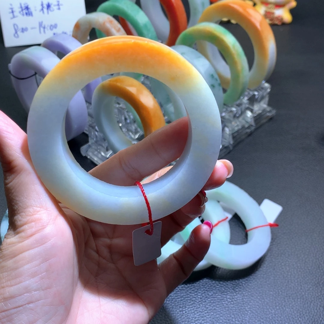 未镶嵌黄翡定制翡翠一口黄65