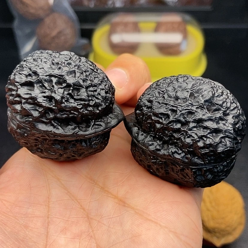 【闪购商品】把件文玩核桃40尺玄武蟾王
