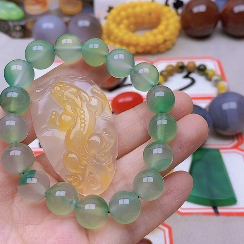 【闪购商品】玛瑙/玉髓未镶嵌珠宝半成品天**角