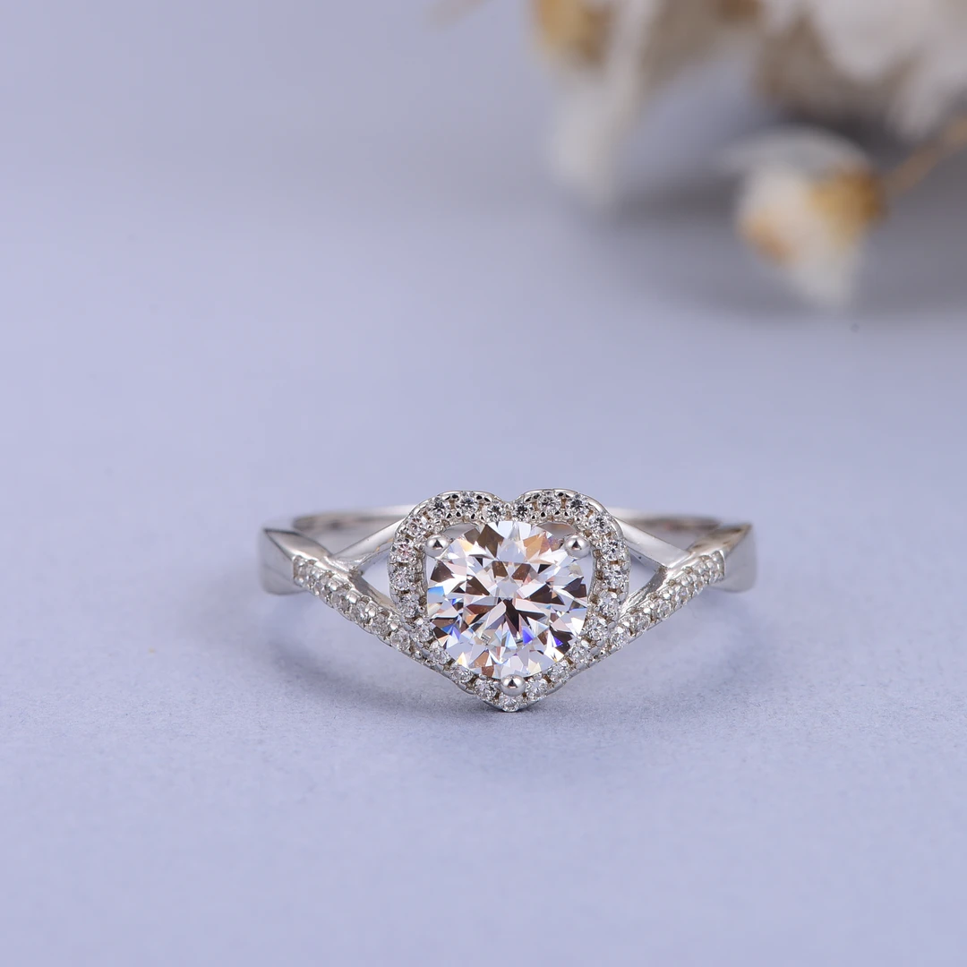 挚爱永恒】女款爱心1.0ct 戒指