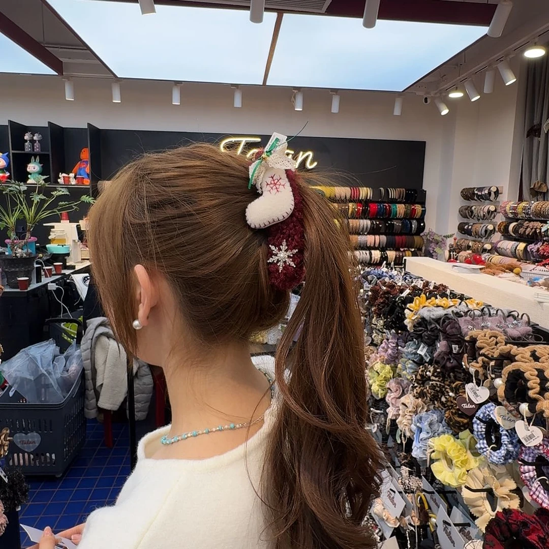 布艺非金属圣诞香蕉夹