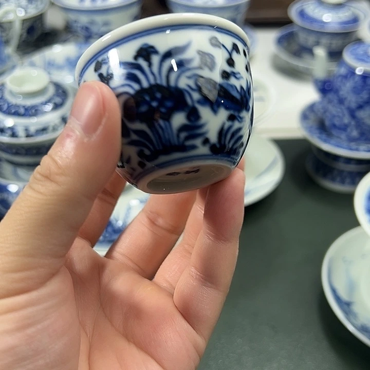 微瑕柴窑鱼藻小缸杯