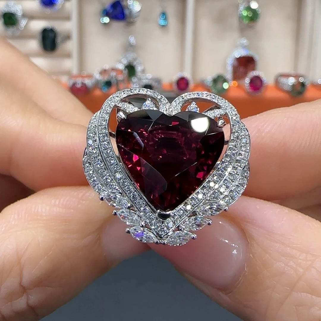 18K金镶嵌戒指碧玺8.85ct