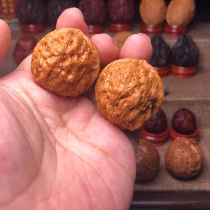 把件文玩核桃65龙鳞舍利疙瘩包35