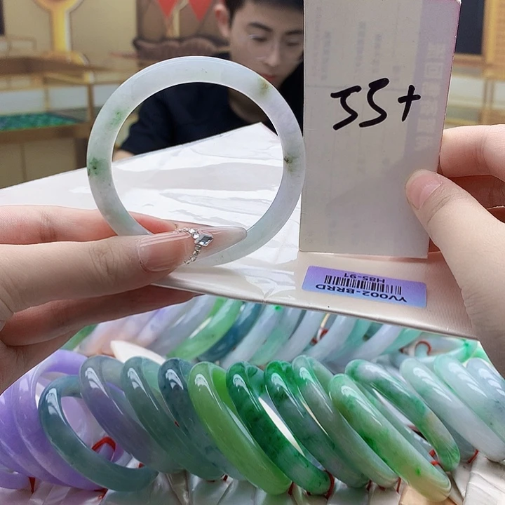 未镶嵌手镯翡翠nn