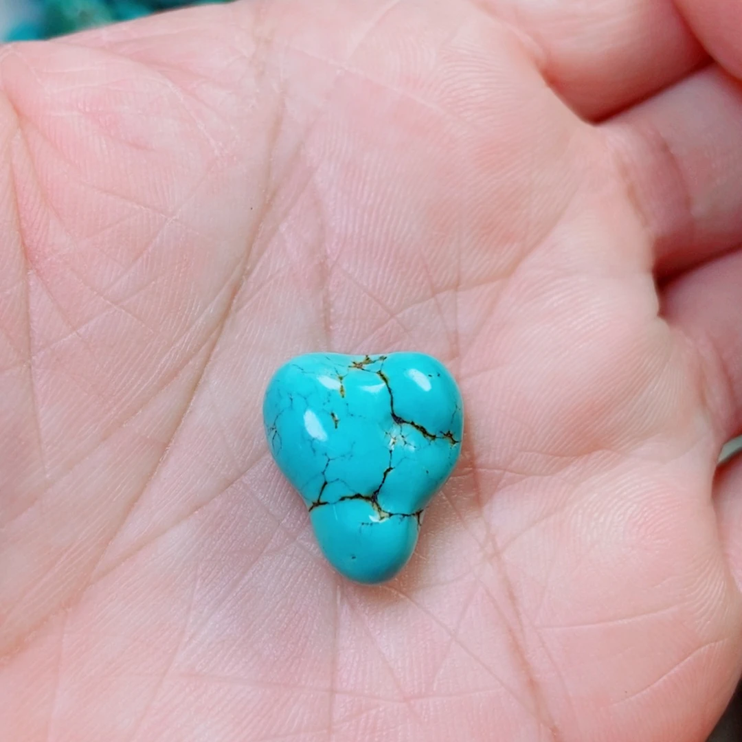 *****绿松石未镶嵌挂件