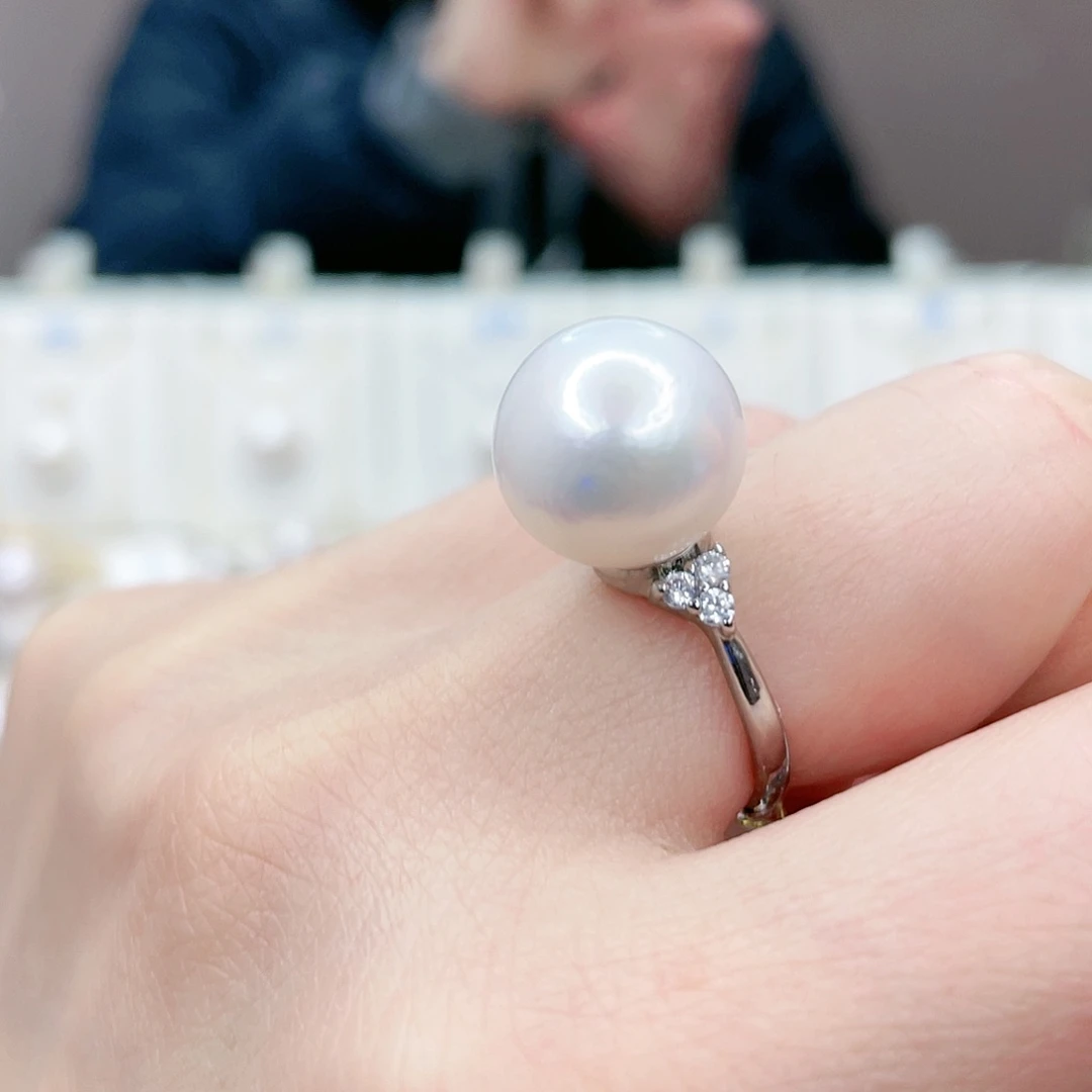 淡水珍珠吊坠(赠链)未镶嵌