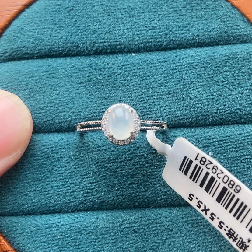 【闪购商品】翡翠戒指银S925镶嵌?***.兮兮