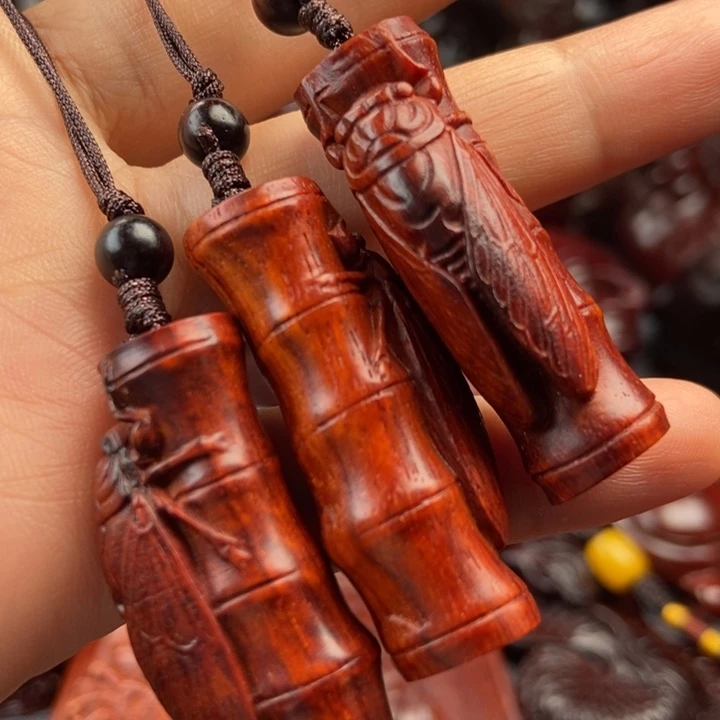 檀香紫檀（小叶紫檀）青**华