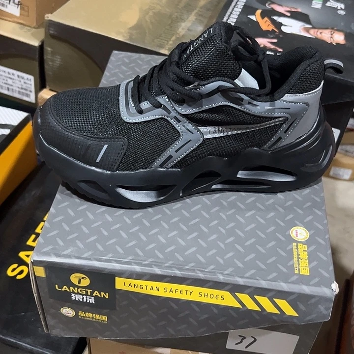 40码防砸防刺劳保鞋