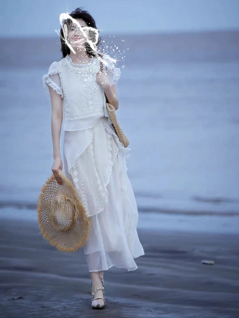 夏季韩系清纯系穿搭高级感巨好看绝美俏皮白色镂空蕾丝连衣裙套装