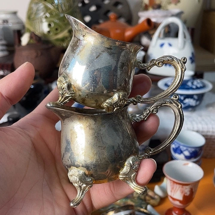 瓷片一对杯子不错的哦