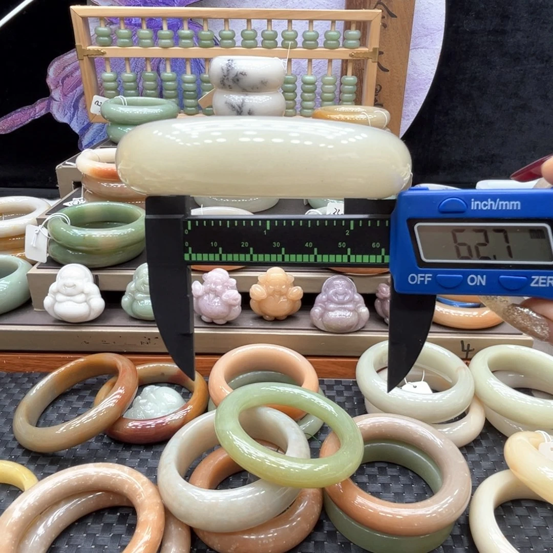 石英质玉合金手镯