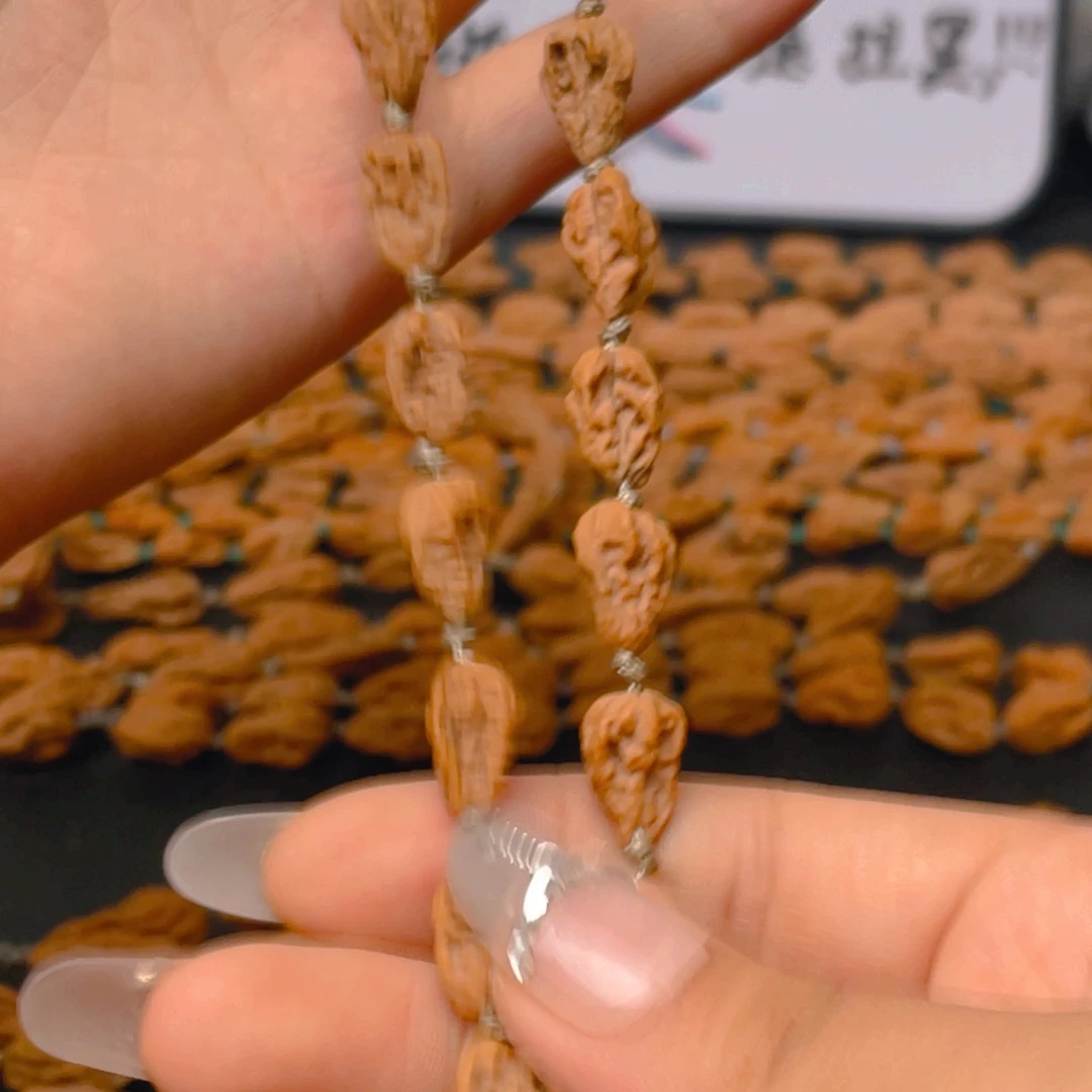 缺***儿吊坠文玩核桃异形