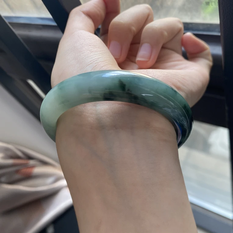 缅甸天然A货翡翠56圈