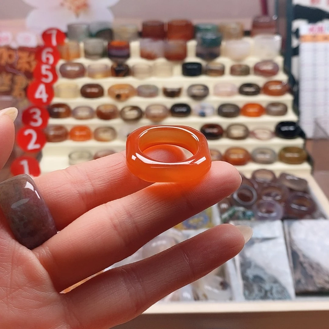 玛瑙/玉髓戒指未镶嵌缅****家