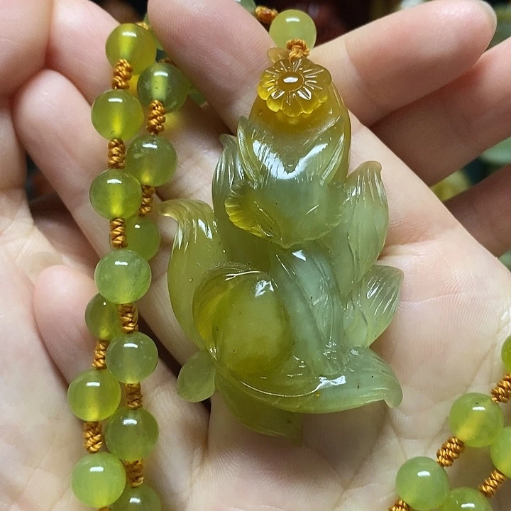 未镶嵌岫玉吊坠(赠链)