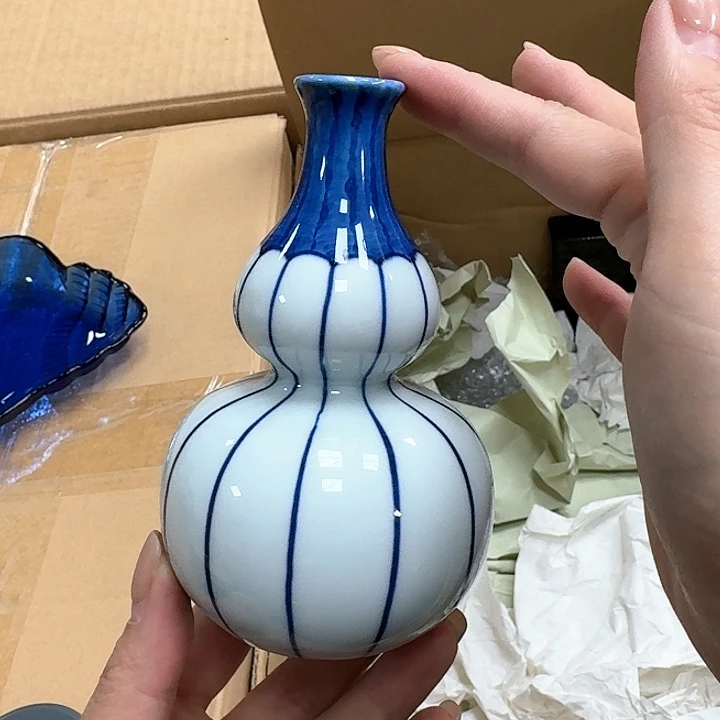 葫**芦精品瓷器。