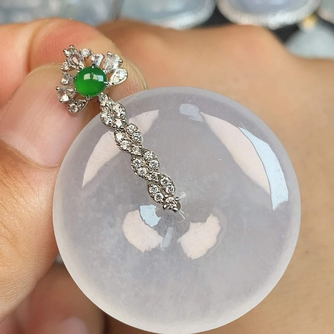 翡翠18K金镶嵌吊坠(不含链)平安扣