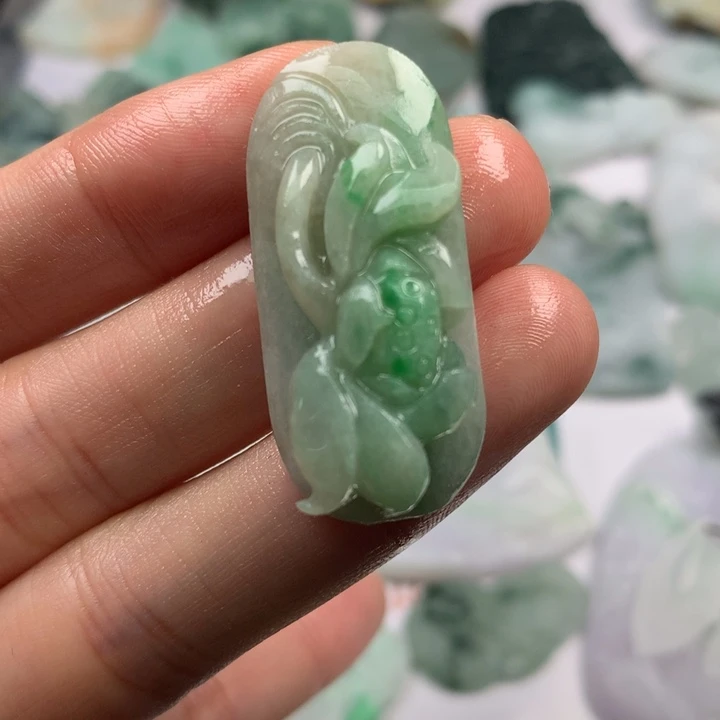 定制翡翠未镶嵌翡翠