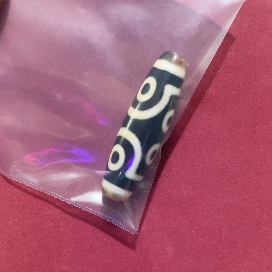 陌***歌玛瑙/玉髓（覆膜）颈饰合金行运无覆膜七眼