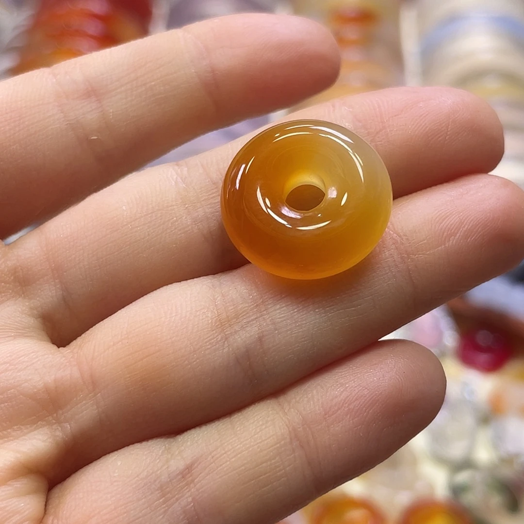 一***乙玛瑙/玉髓未镶嵌平安扣