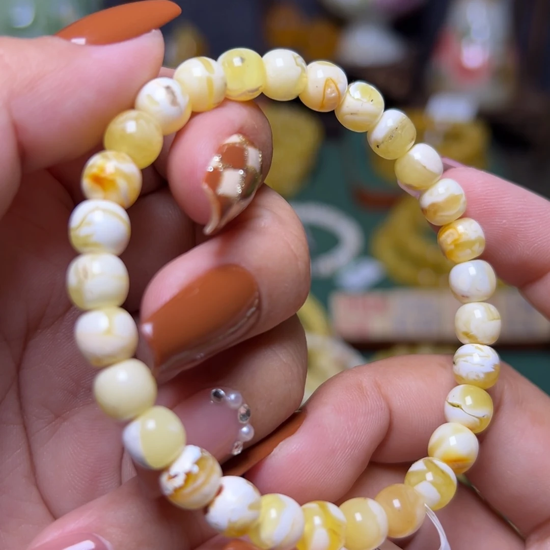 未镶嵌琥珀珠宝奇石